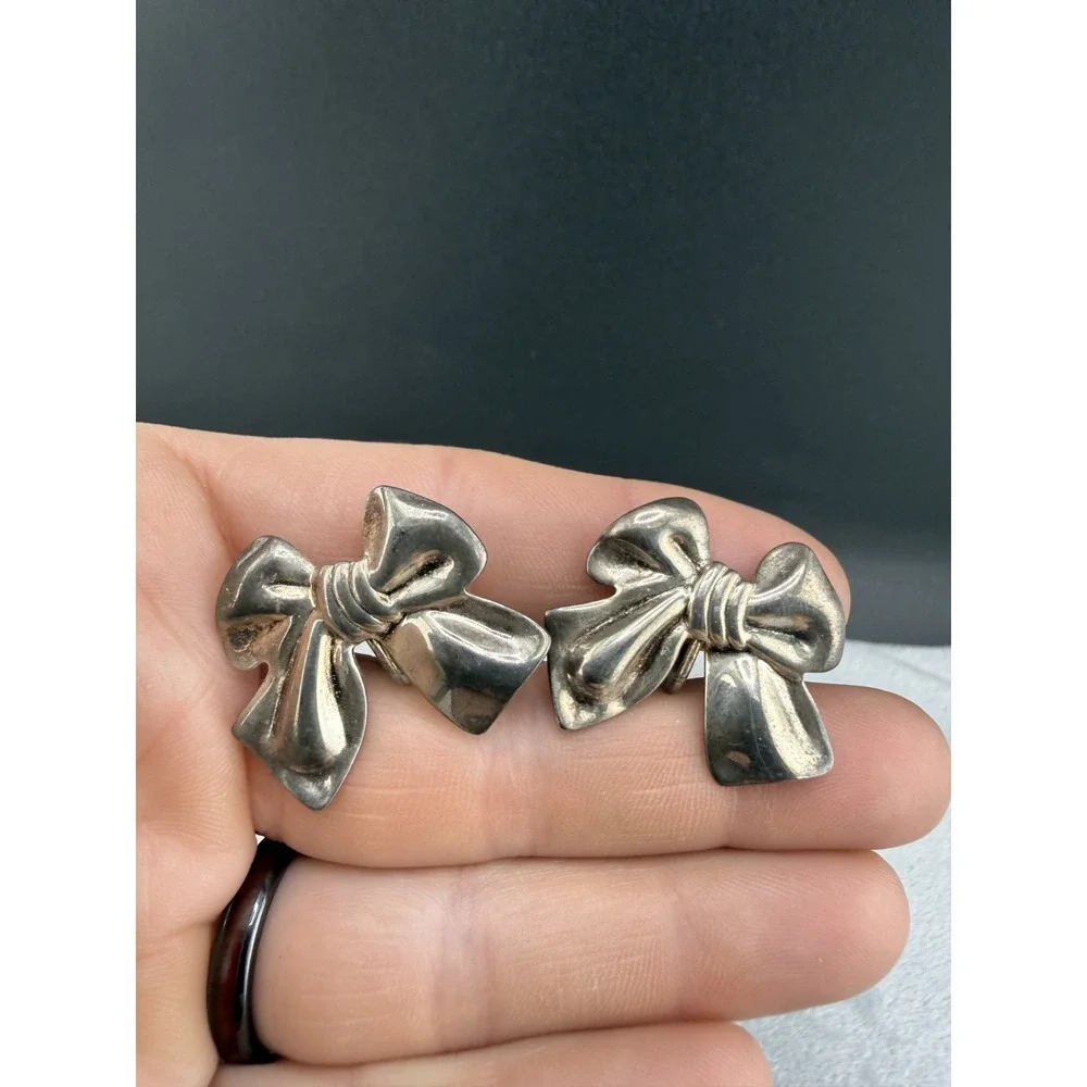 Vintage Silver Tone Bow Brooch Clip On Earrings Set‎